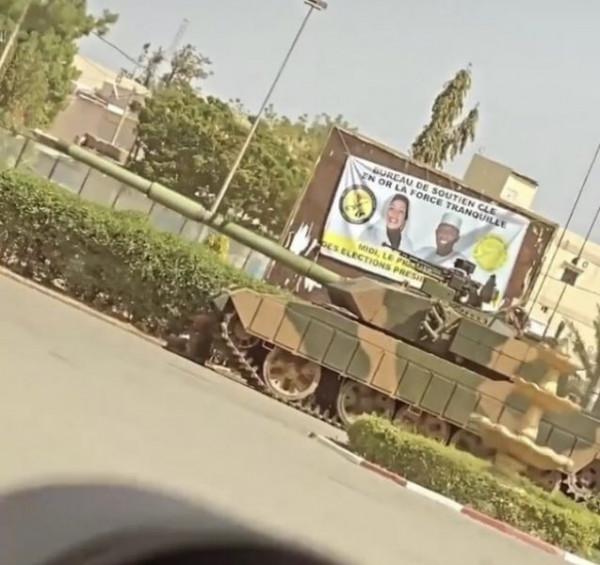 謎一般的59G主戰坦克