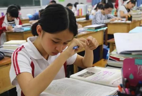 北京一小學生“開學清單”曝出，才開學就花40多萬，開銷也太大了