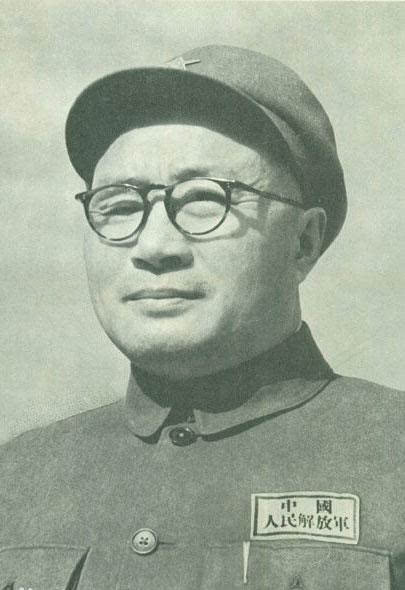 1955年的十大元帥授銜儀式上，為何僅七人到場？另外三位去哪了？