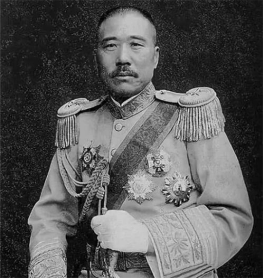 孫中山身後事:遺體險因張宗昌迷信風水被燒,張學良到碧雲寺阻止 孫中山身後事:遺體險因張宗昌迷信風水被燒,張學良到碧雲寺阻止