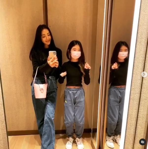 遺傳錯基因的星二代！明明媽媽是美人，他們卻挑著爸爸的缺點長