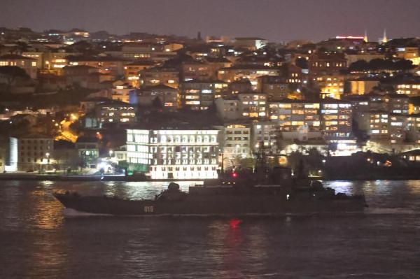 俄烏局勢緊張 俄羅斯多艘登陸艦前往黑海參加演習