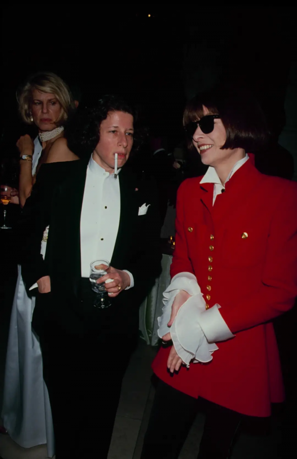 誰說女知識分子不時髦?會寫字的女人,穿得好更好看 誰說女知識分子不時髦?會寫字的女人,穿得好更好看