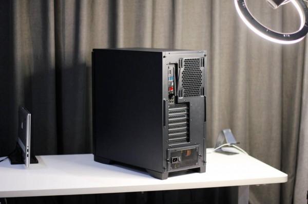 百元風冷夠不夠用?安裝+實測超頻三東海K4000 CPU風冷散熱器 百元風冷夠不夠用?安裝+實測超頻三東海K4000 CPU風冷散熱器