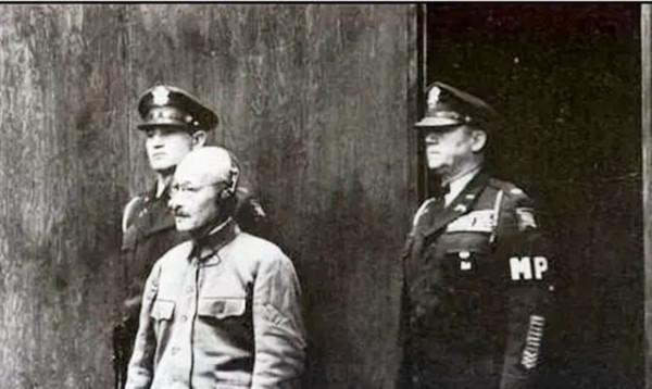 日本甲級戰犯被絞死時不同表演：有人淚流滿面，有人掙扎12分30秒