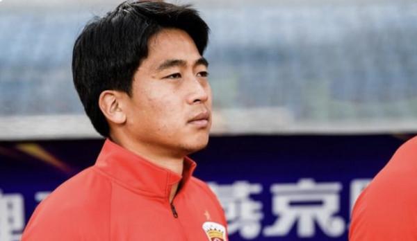 慘不忍睹！胡靖航傳中停球低階失誤，有愧武磊接班人稱號