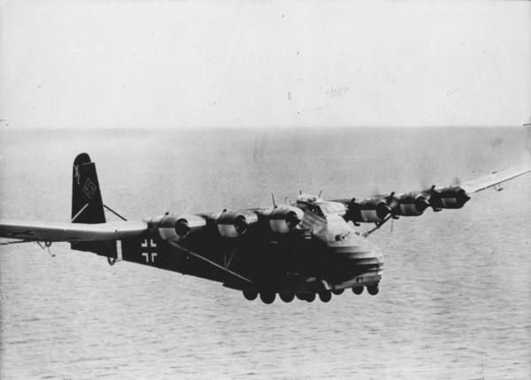 身披鐵十字的“巨人”——二戰最大的運輸機Me 323