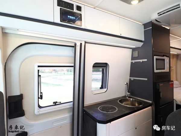 30萬級別的B型房車！宇通B311房車，會不會俘獲你的心扉？