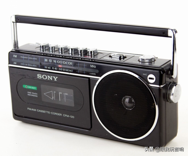 索尼 SONY CFM-120 小型 AM/FM 收錄機 索尼 SONY CFM-120 小型 AM/FM 收錄機