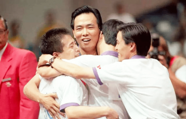 蔡振華的大背頭從青絲到花白，中國體育一晃就是三十年