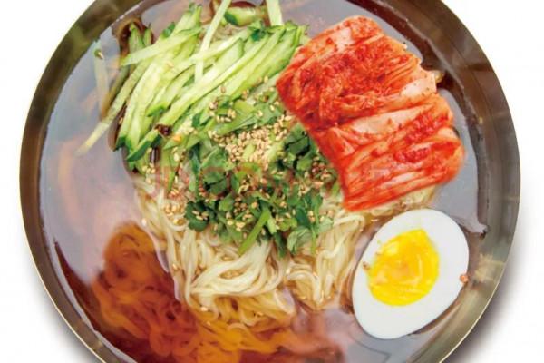 風靡一時的延吉冷麵，為啥“火不動”了？轉行老闆:3個弊端已證實