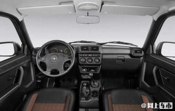 比吉姆尼香！不到10萬能買的進口硬派SUV，拉達Niva越野效能大漲