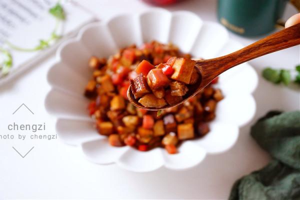 冬天多吃這菜,不用郎中幫,醃一醃和豆乾同炒,酸辣開胃太下飯了 冬天多吃這菜,不用郎中幫,醃一醃和豆乾同炒,酸辣開胃太下飯了