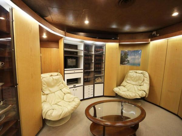 法國戰略核潛艇有多豪華？颱風級跟它比起來，就是一個縣城招待所