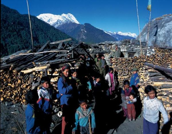 為了擁有中國國籍，達曼人苦等200多年，如今家家戶戶紅旗飄揚