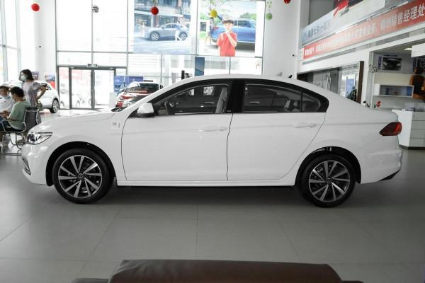 價格便宜又省油的德系家轎，大眾寶來9.88萬起，有3種動力可選