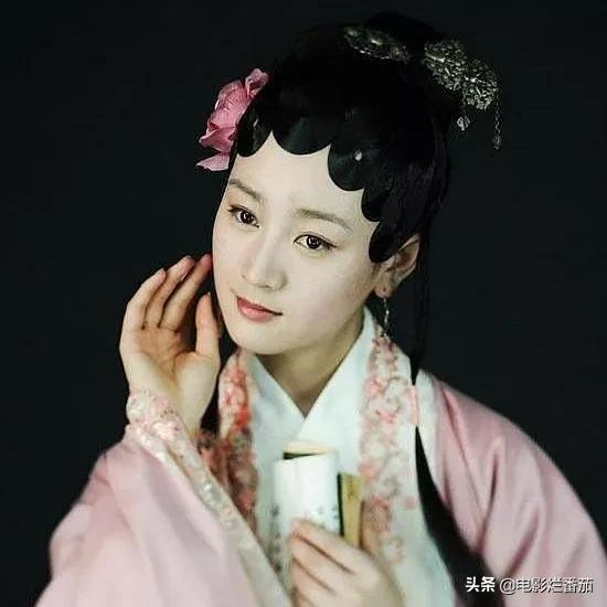 拍戲拍到一半被換掉的明星，有人耍大牌被換，有人因資本無奈離開