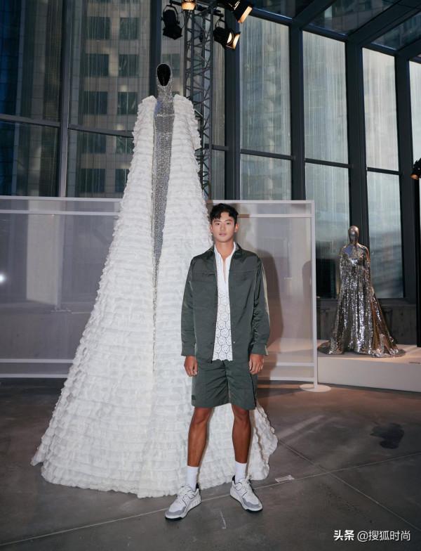 39歲的孫儷一身嫩綠色禮服依舊明豔似動人,一秒夢迴《甄嬛傳》 39歲的孫儷一身嫩綠色禮服依舊明豔似動人,一秒夢迴《甄嬛傳》