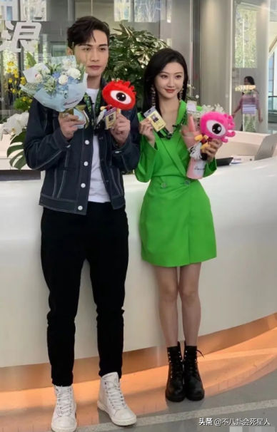 美不美先看腿!這14位女明星大長腿矚目,個個都是“腿精” 美不美先看腿!這14位女明星大長腿矚目,個個都是“腿精”