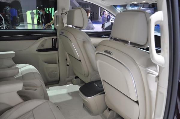 除了更奢華的外觀，別克GL8 艾維亞還有哪些特點？