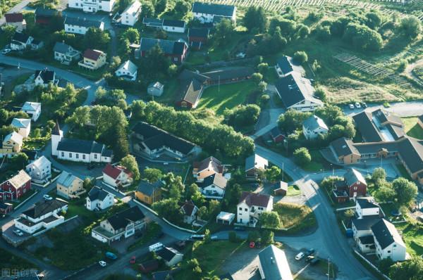 買樓選市區還是郊區？你怎麼看？