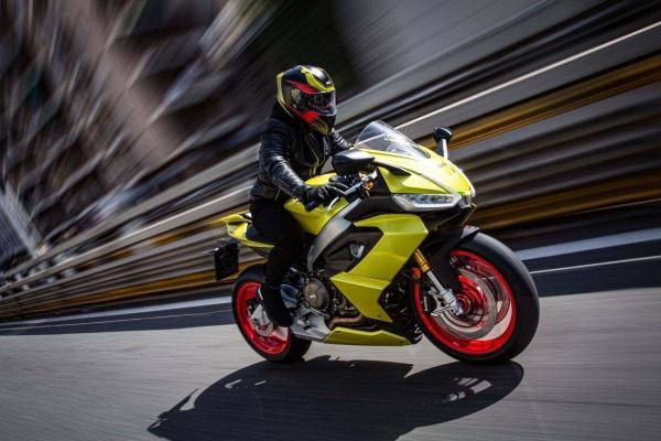 YAMAHA YZF-R7 與同級對手全面對比,有勝算嗎? YAMAHA YZF-R7 與同級對手全面對比,有勝算嗎?