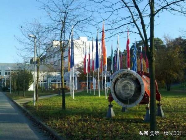 鐘慢效應&mdash;&mdash;天上一天，地上一年