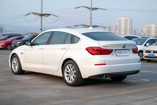 出於5系卻高於5系，二手528i GT深藏不露