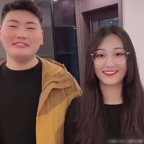 同樣是離婚,為什麼陳亞男朱小偉離婚比李湘王嶽倫離婚還火? 同樣是離婚,為什麼陳亞男朱小偉離婚比李湘王嶽倫離婚還火?