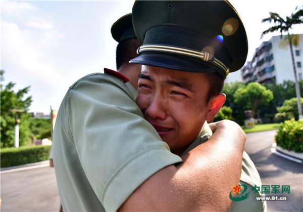 退伍季|離別在即,回望軍旅 退伍季|離別在即,回望軍旅