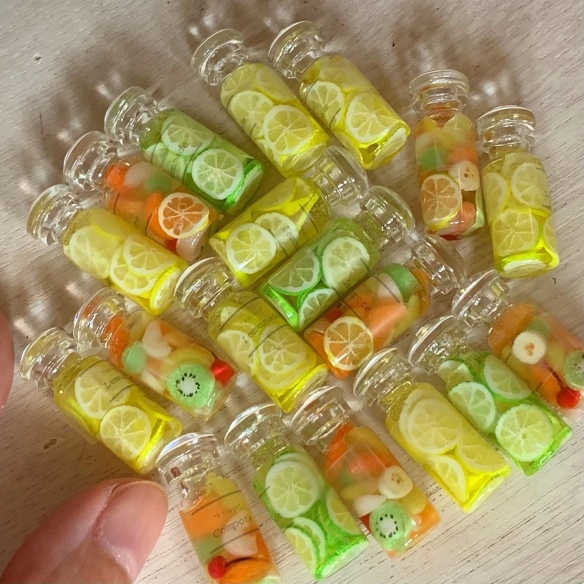 迷你超豪華！袖珍美食模型：指尖上的料理挑動味蕾