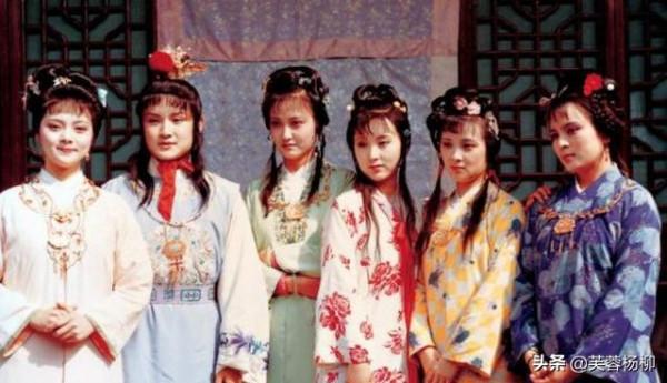 87《紅樓夢》歐陽奮強說，她太漂亮，自己都不敢正視，只能偷偷看