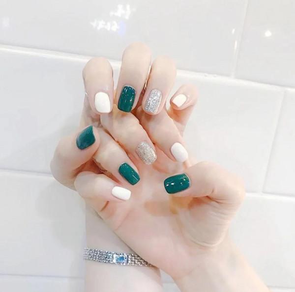 【韓式美甲小仙女們】 【韓式美甲小仙女們】