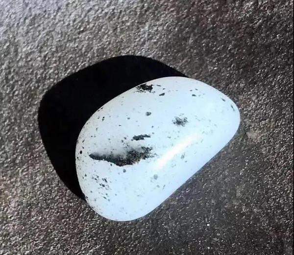 如墨似漆的油庫料