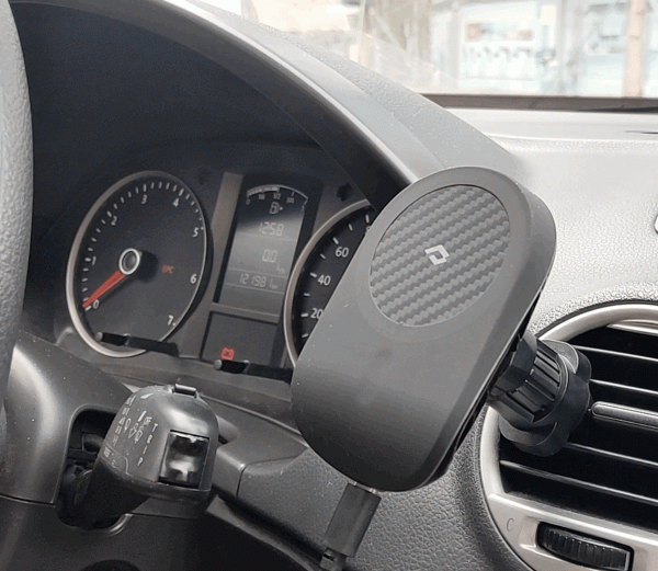 不插線、充滿電，iPhone13 mini全套無線充電體驗分享