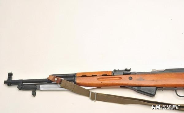 1962年印軍居然主動發起白刃戰？我軍三稜刺刀完勝廓爾喀狗腿刀