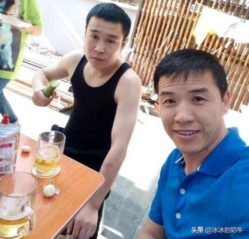 原版趙四的女兒曬照闢謠，說他們一家人和趙本山關係很好