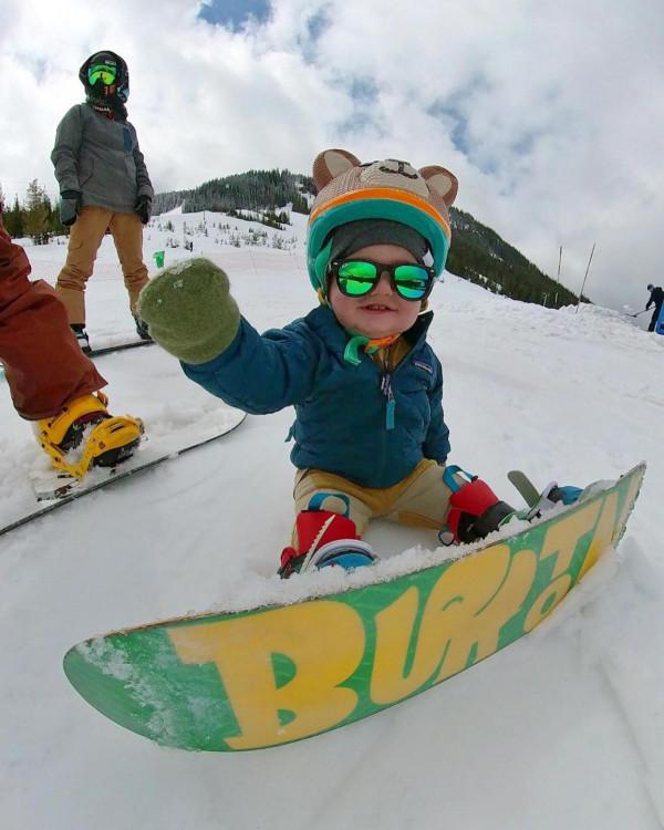 美國4歲萌娃單板攀巖越野樣樣行？爹媽超愛戶外運動，娃也不簡單