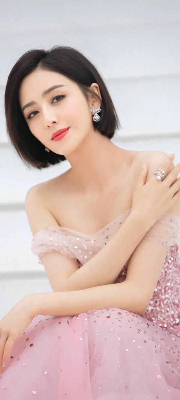 佟麗婭桌布｜玉顏豔春紅