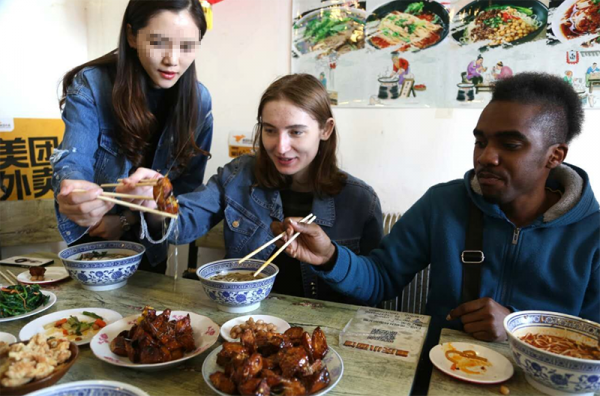 3萬“小”留學生的家庭困局:花費千萬骨肉分離,一切都值得嗎? 3萬“小”留學生的家庭困局:花費千萬骨肉分離,一切都值得嗎?