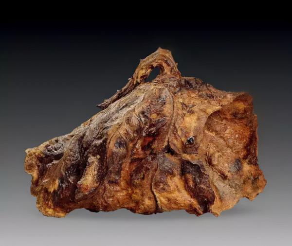 奇木巧雕,美不勝收 奇木巧雕,美不勝收