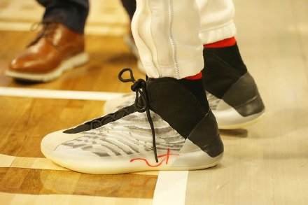 球鞋流言！莫蘭特簽名鞋將至，歐文終於穿8代了，鶯歌簽約李寧？