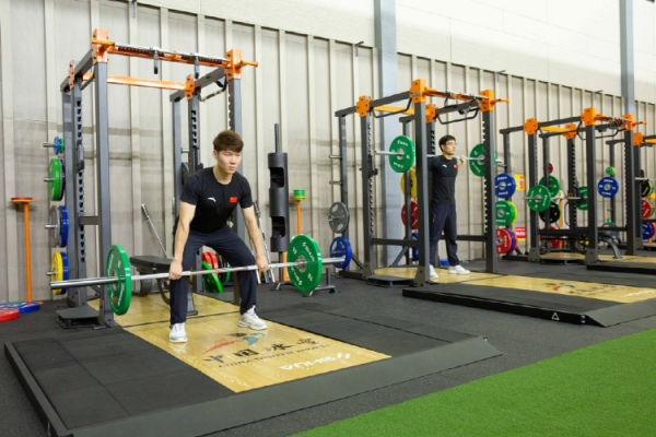 來了！冬奧村揭開面紗！這家低調的國貨品牌承辦的冬奧村健身中心成為亮點，舒華體育將讓世界看見中國力量