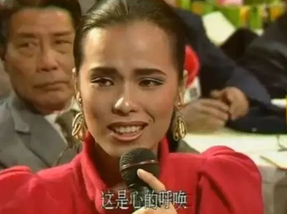 韋唯的不幸史：從一代歌后到“被老公家暴險喪命”，她經歷了什麼