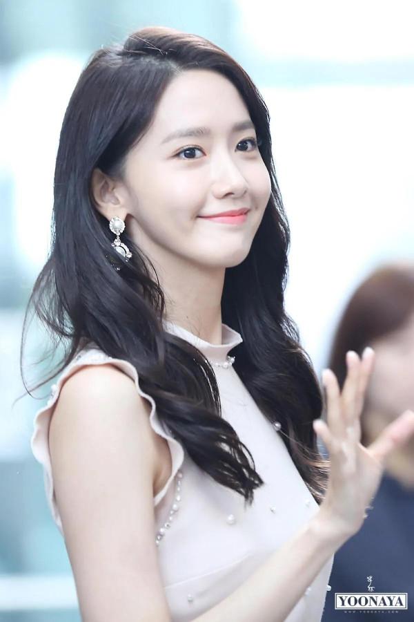 林允兒美照集合（二）