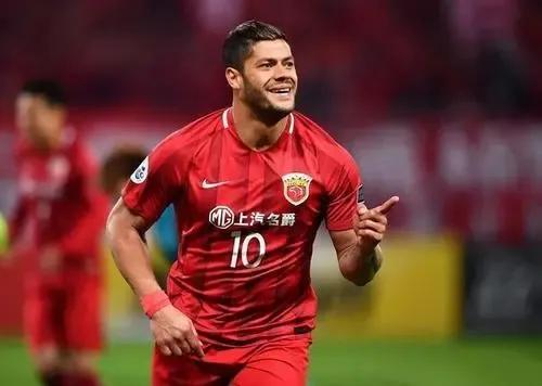 踢球是為了什麼?相比起榮譽,更注重利益的五位球員!他們錯了嗎 踢球是為了什麼?相比起榮譽,更注重利益的五位球員!他們錯了嗎