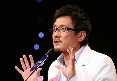 包小柏22歲愛女患罕見病去世！爸捐骨髓難挽回，4月前已滿頭白髮