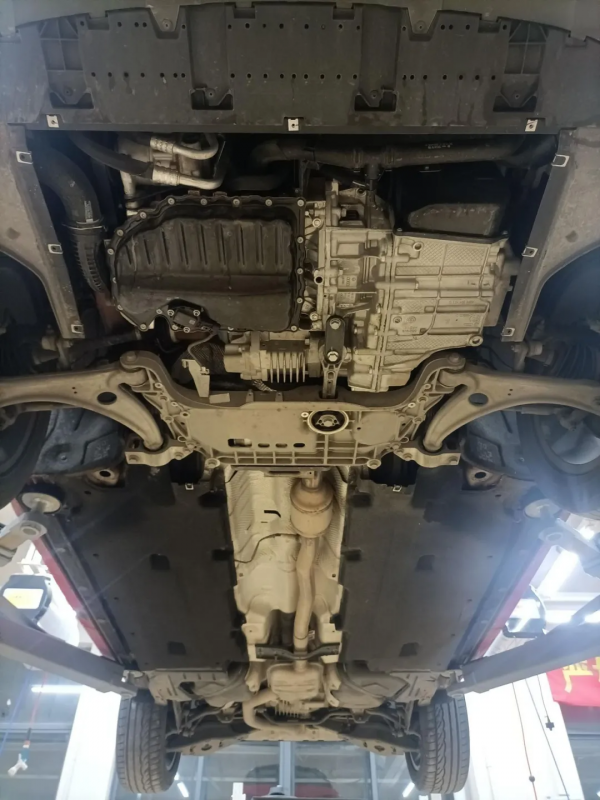 頂配!緊湊級SUV的領跑車型——奧迪Q3 全時四驅運動型 頂配!緊湊級SUV的領跑車型——奧迪Q3 全時四驅運動型