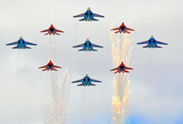 1995年,3架蘇27在飛往越南途中集體撞山,這是為什麼? 1995年,3架蘇27在飛往越南途中集體撞山,這是為什麼?