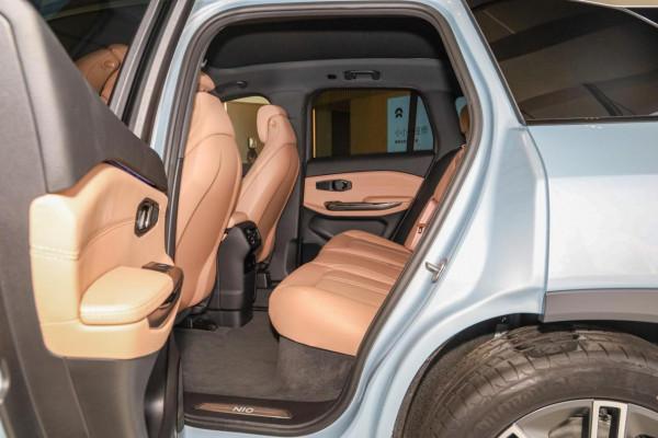 家用、運動兩不誤，續航610km，零百加速4.7秒，解析蔚來ES6